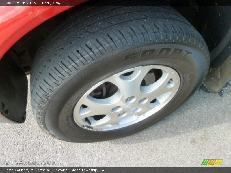 Red / Gray 2003 Saturn VUE V6