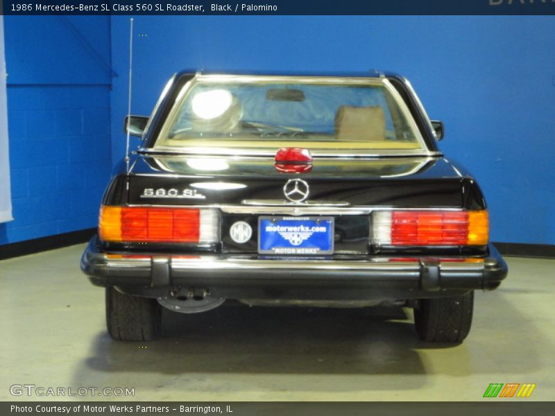 Black / Palomino 1986 Mercedes-Benz SL Class 560 SL Roadster