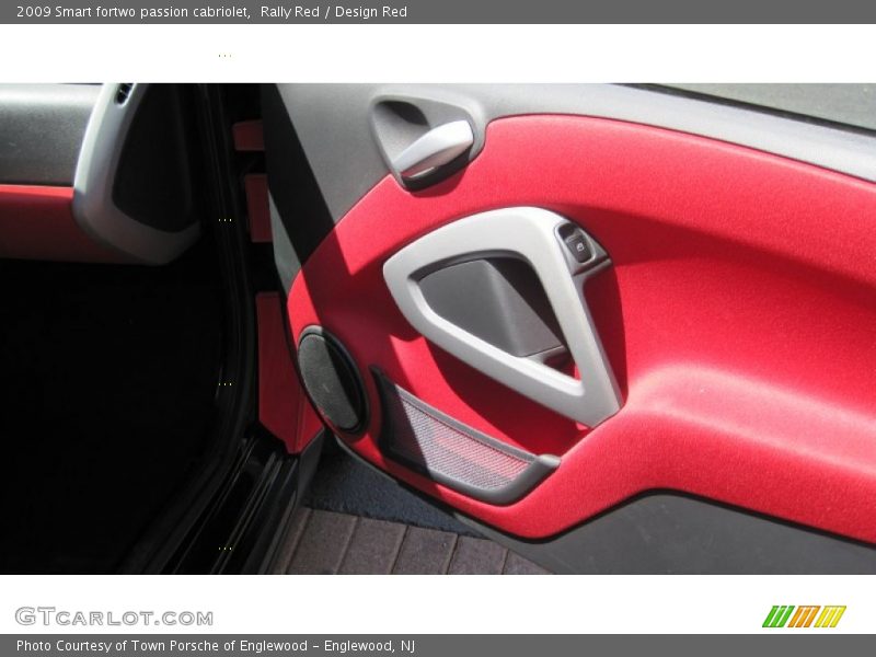 Rally Red / Design Red 2009 Smart fortwo passion cabriolet