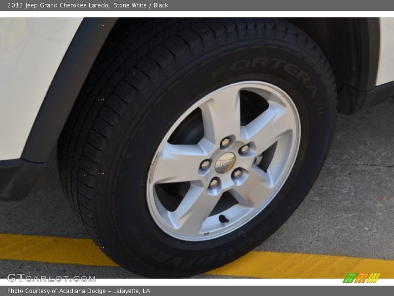 Stone White / Black 2012 Jeep Grand Cherokee Laredo