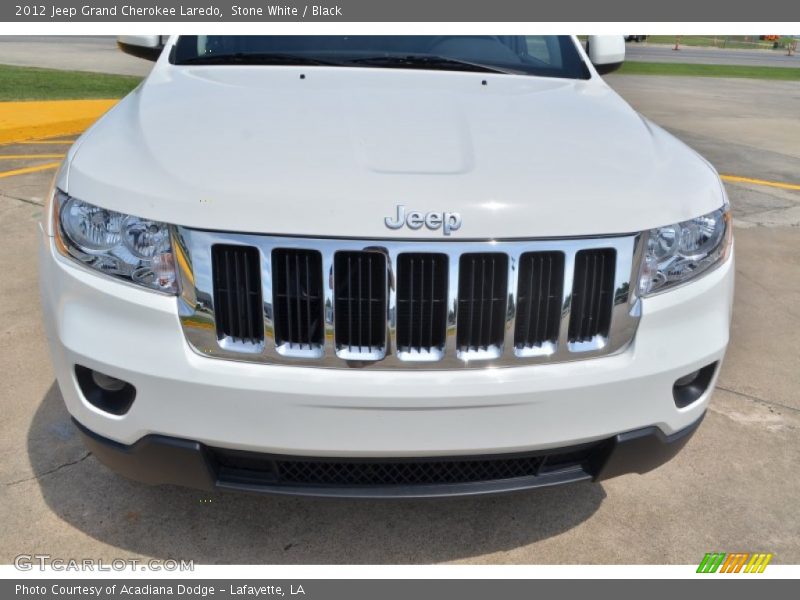 Stone White / Black 2012 Jeep Grand Cherokee Laredo