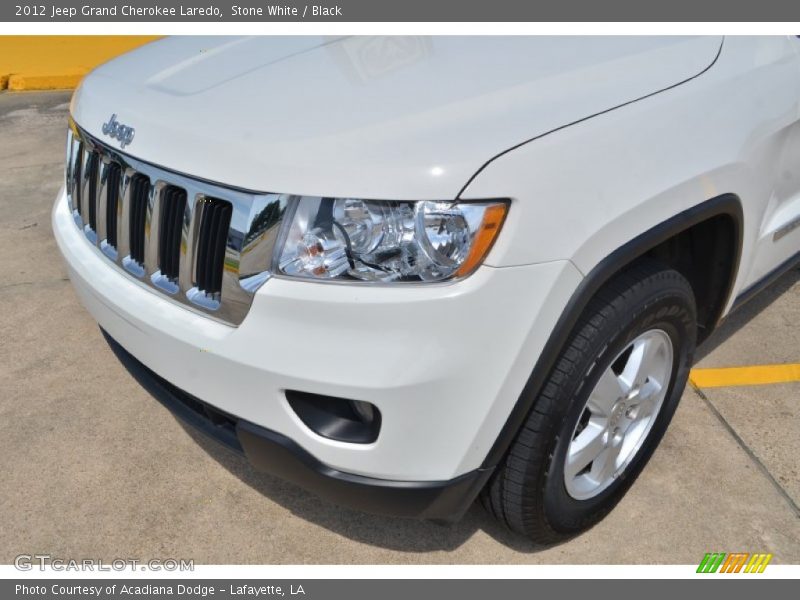 Stone White / Black 2012 Jeep Grand Cherokee Laredo