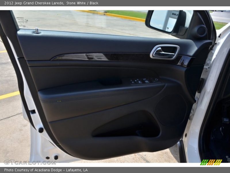 Stone White / Black 2012 Jeep Grand Cherokee Laredo