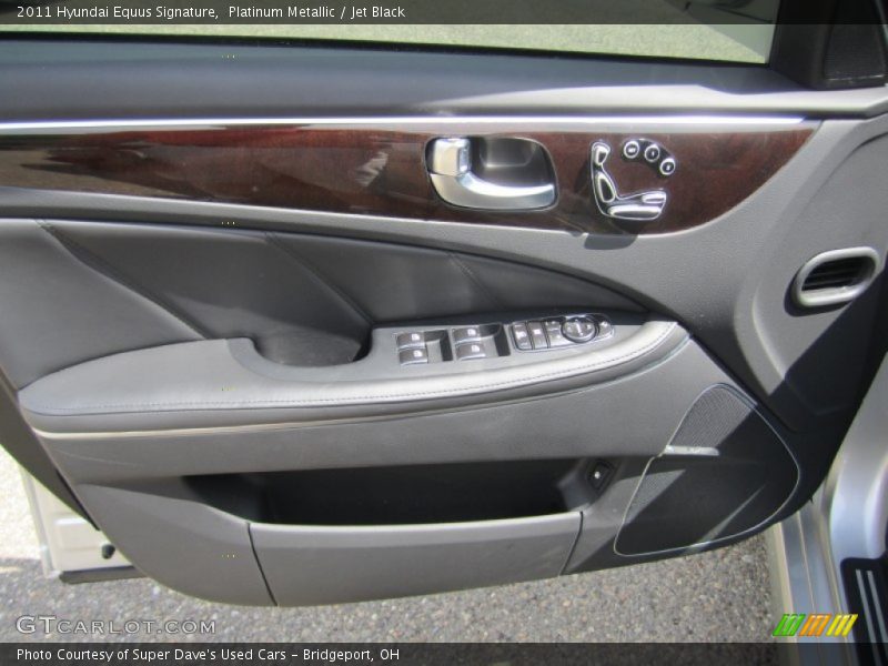 Platinum Metallic / Jet Black 2011 Hyundai Equus Signature