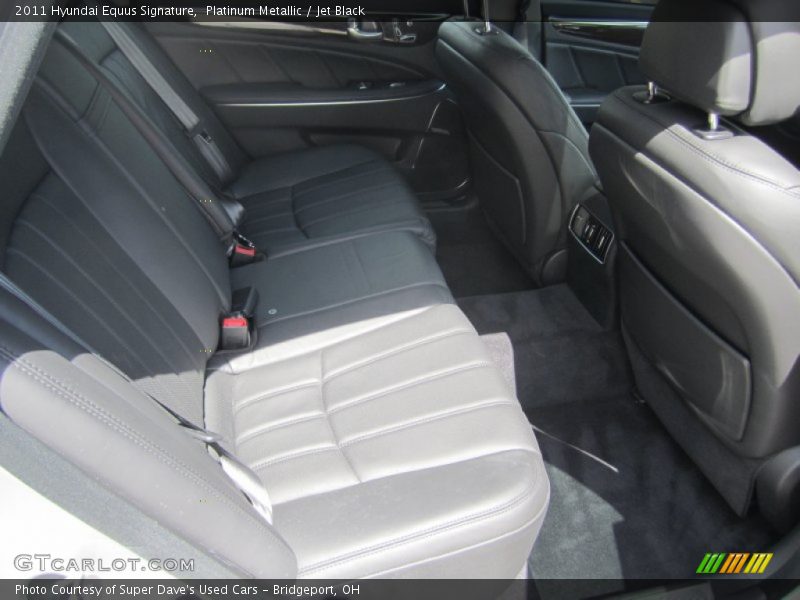 Platinum Metallic / Jet Black 2011 Hyundai Equus Signature