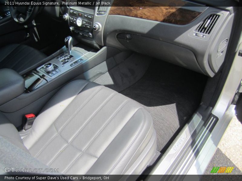 Platinum Metallic / Jet Black 2011 Hyundai Equus Signature