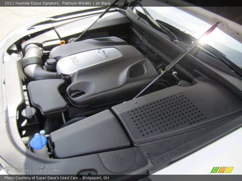 Platinum Metallic / Jet Black 2011 Hyundai Equus Signature