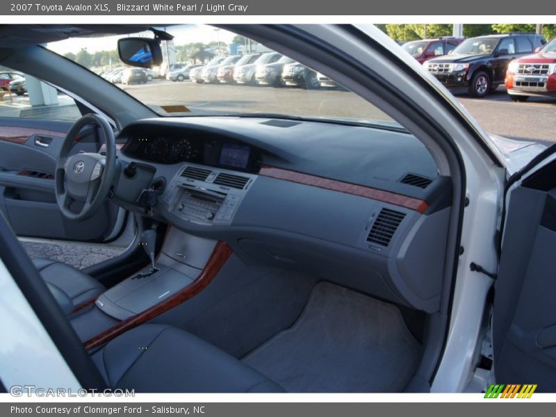 Blizzard White Pearl / Light Gray 2007 Toyota Avalon XLS