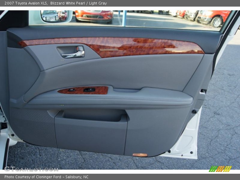 Blizzard White Pearl / Light Gray 2007 Toyota Avalon XLS