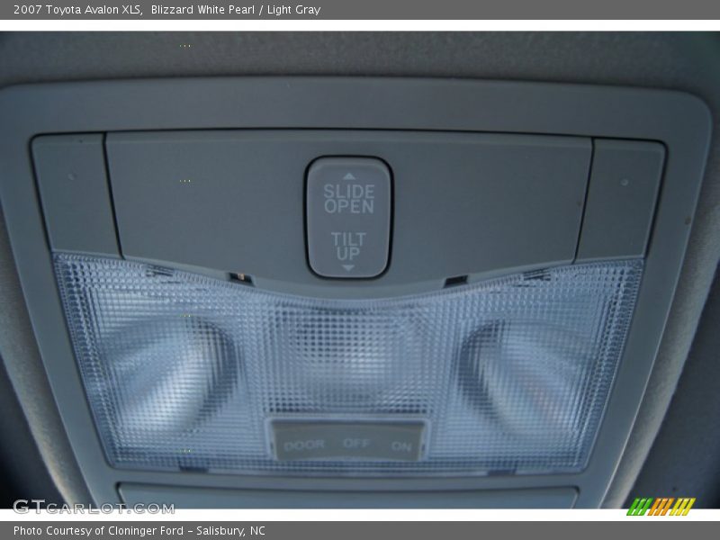 Blizzard White Pearl / Light Gray 2007 Toyota Avalon XLS
