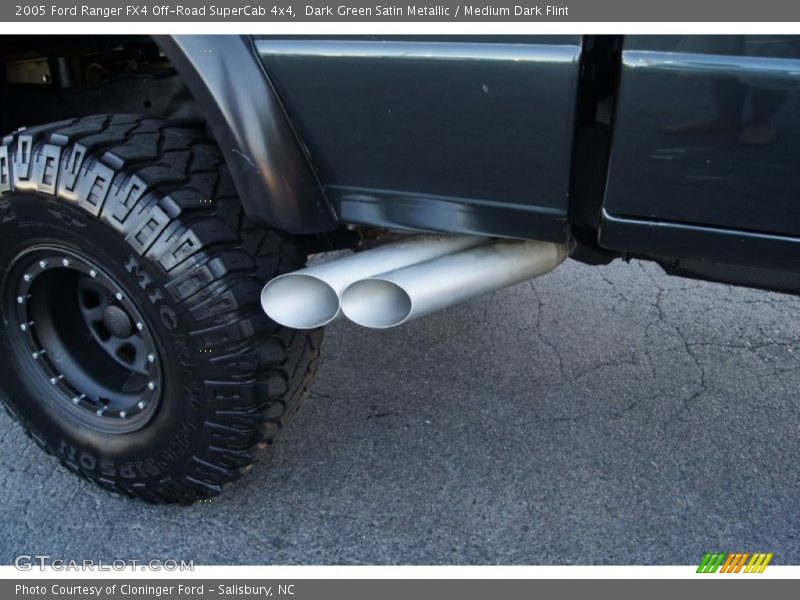 Side Exhaust - 2005 Ford Ranger FX4 Off-Road SuperCab 4x4
