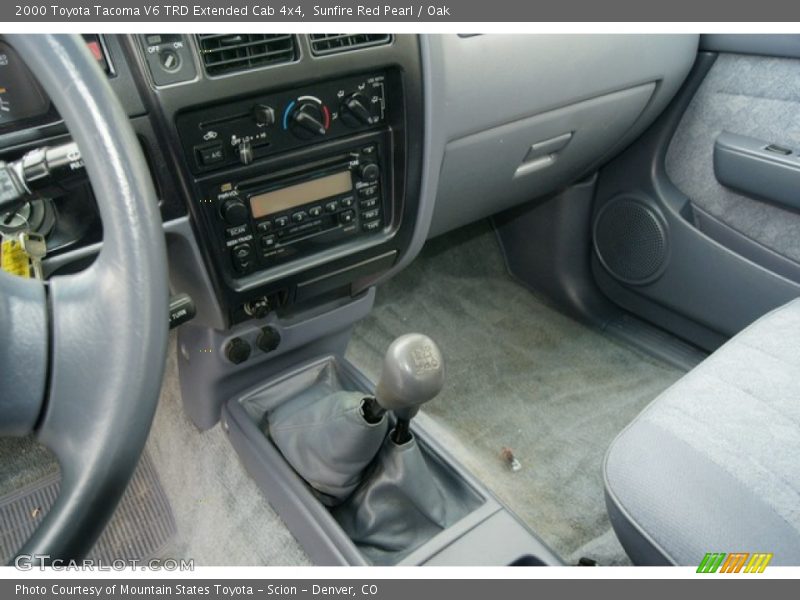  2000 Tacoma V6 TRD Extended Cab 4x4 5 Speed Manual Shifter