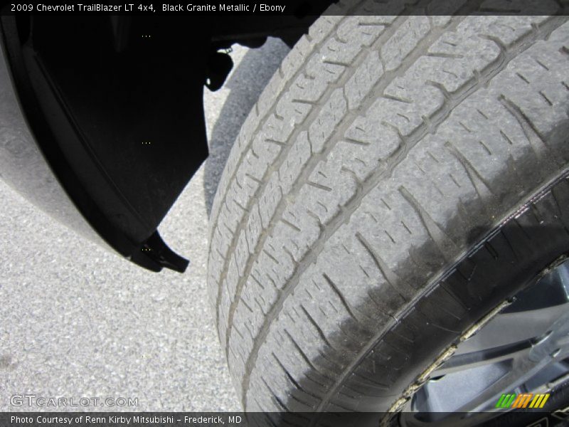 Black Granite Metallic / Ebony 2009 Chevrolet TrailBlazer LT 4x4