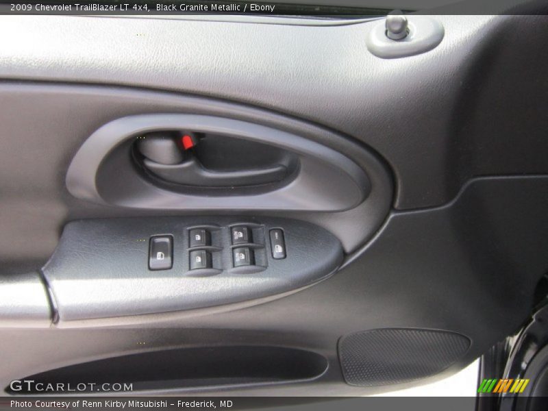 Black Granite Metallic / Ebony 2009 Chevrolet TrailBlazer LT 4x4