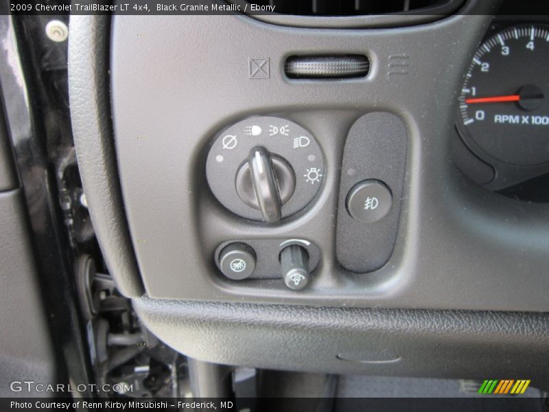 Black Granite Metallic / Ebony 2009 Chevrolet TrailBlazer LT 4x4