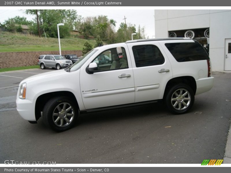 Summit White / Cocoa/Light Cashmere 2007 GMC Yukon Denali AWD