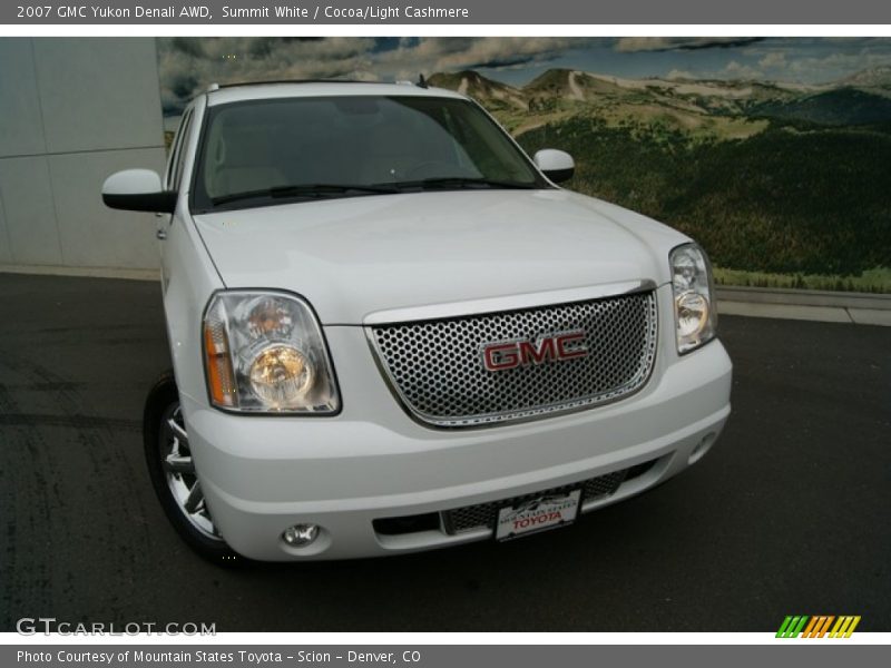 Summit White / Cocoa/Light Cashmere 2007 GMC Yukon Denali AWD