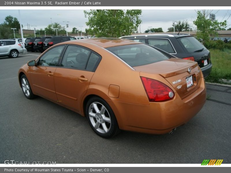 Radiant Ember / Cafe Latte 2004 Nissan Maxima 3.5 SE