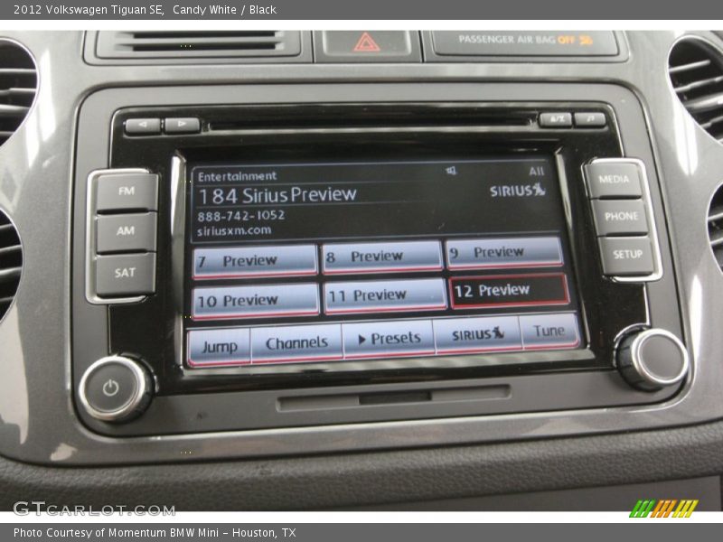 Candy White / Black 2012 Volkswagen Tiguan SE