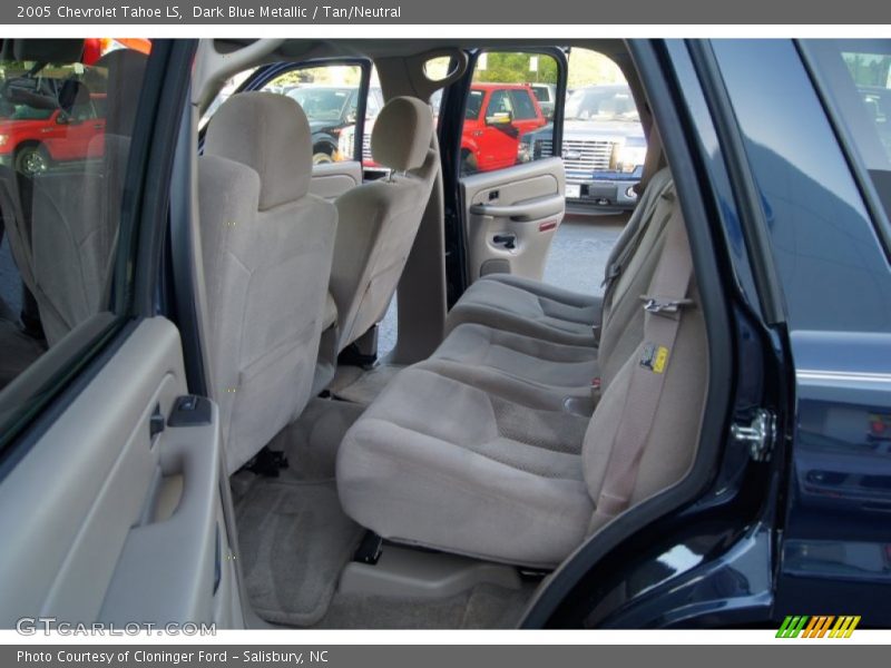 Dark Blue Metallic / Tan/Neutral 2005 Chevrolet Tahoe LS