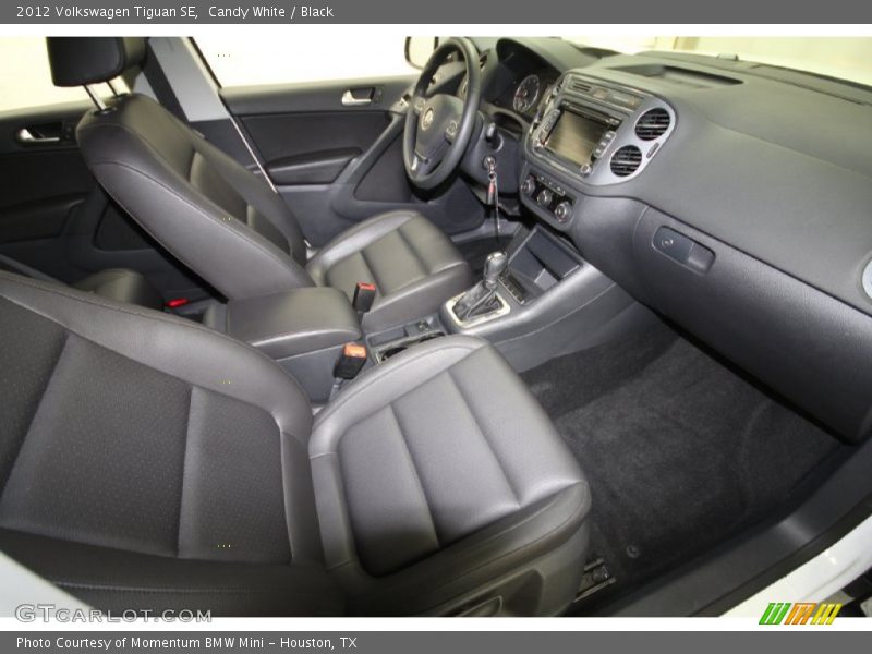 Candy White / Black 2012 Volkswagen Tiguan SE