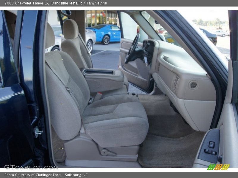 Dark Blue Metallic / Tan/Neutral 2005 Chevrolet Tahoe LS