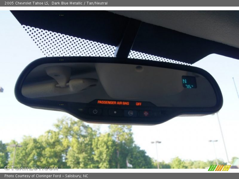 Dark Blue Metallic / Tan/Neutral 2005 Chevrolet Tahoe LS