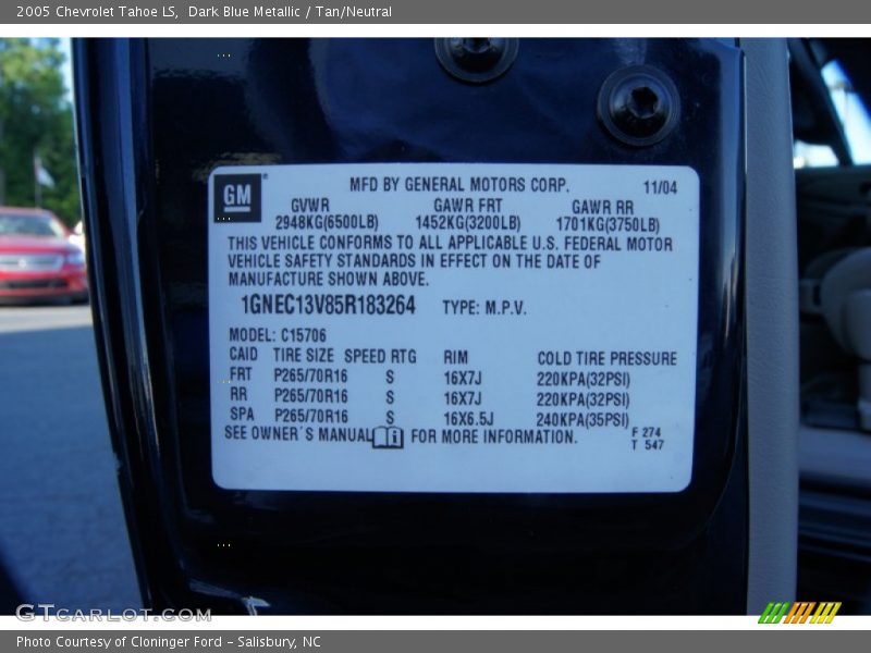 Dark Blue Metallic / Tan/Neutral 2005 Chevrolet Tahoe LS
