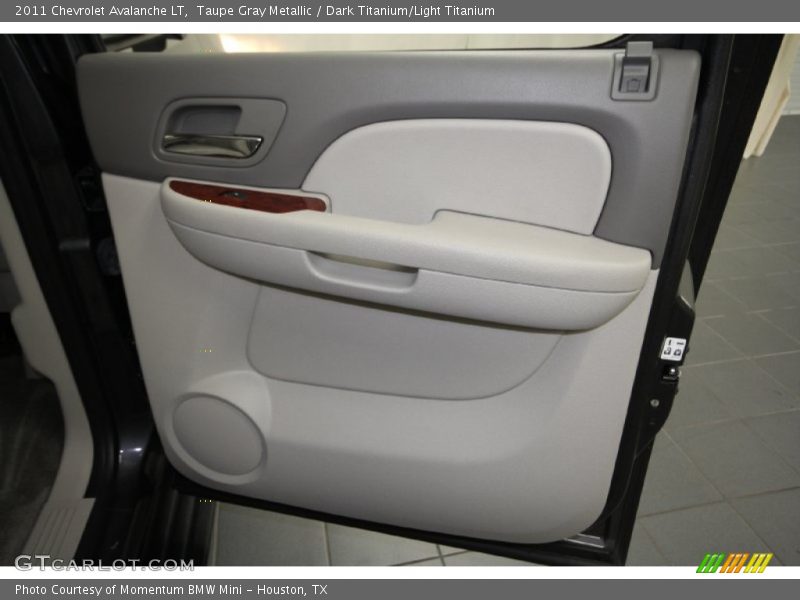 Taupe Gray Metallic / Dark Titanium/Light Titanium 2011 Chevrolet Avalanche LT
