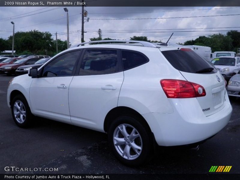 Phantom White / Black 2009 Nissan Rogue SL