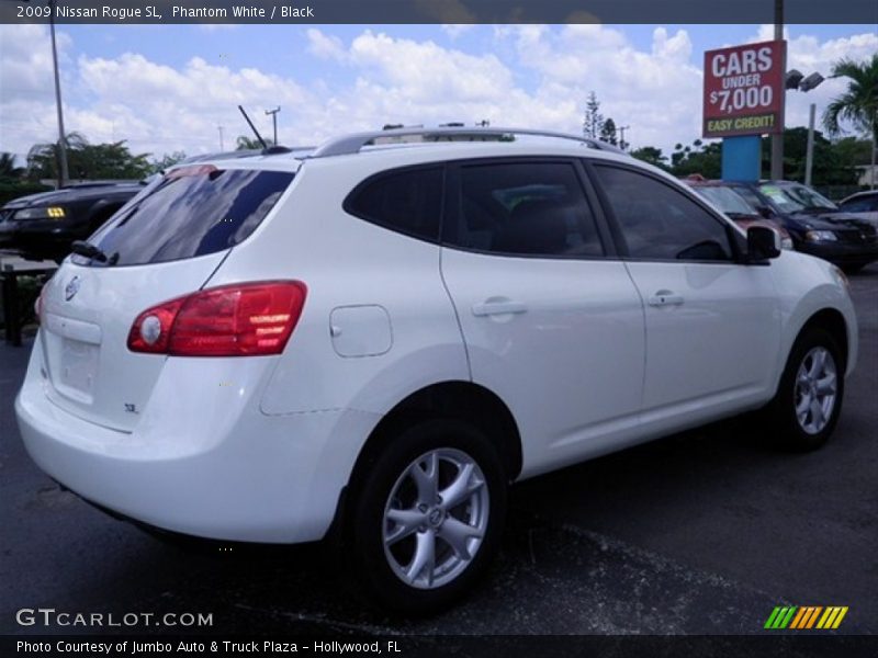 Phantom White / Black 2009 Nissan Rogue SL