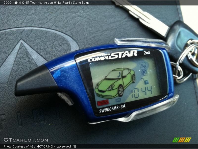 Aspen White Pearl / Stone Beige 2000 Infiniti Q 45 Touring