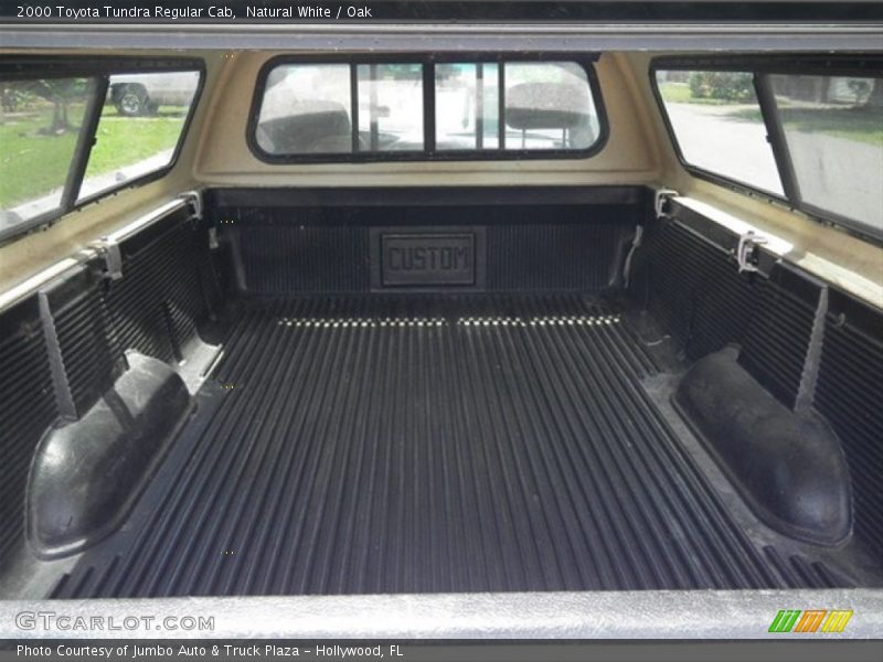 Natural White / Oak 2000 Toyota Tundra Regular Cab