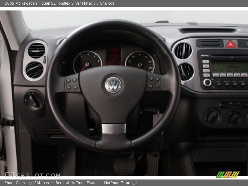 Reflex Silver Metallic / Charcoal 2009 Volkswagen Tiguan SE