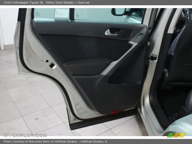 Reflex Silver Metallic / Charcoal 2009 Volkswagen Tiguan SE