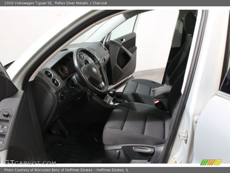 Reflex Silver Metallic / Charcoal 2009 Volkswagen Tiguan SE