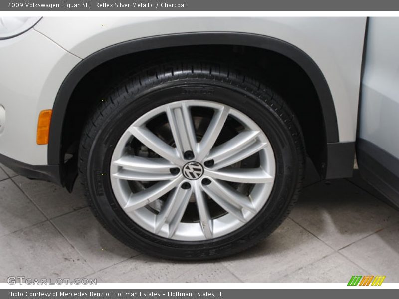 Reflex Silver Metallic / Charcoal 2009 Volkswagen Tiguan SE