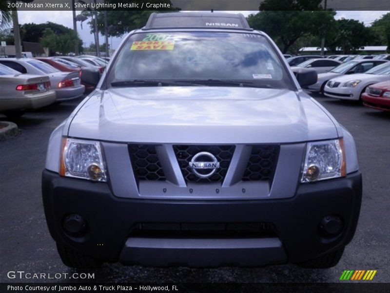 Silver Lightning Metallic / Graphite 2007 Nissan Xterra X