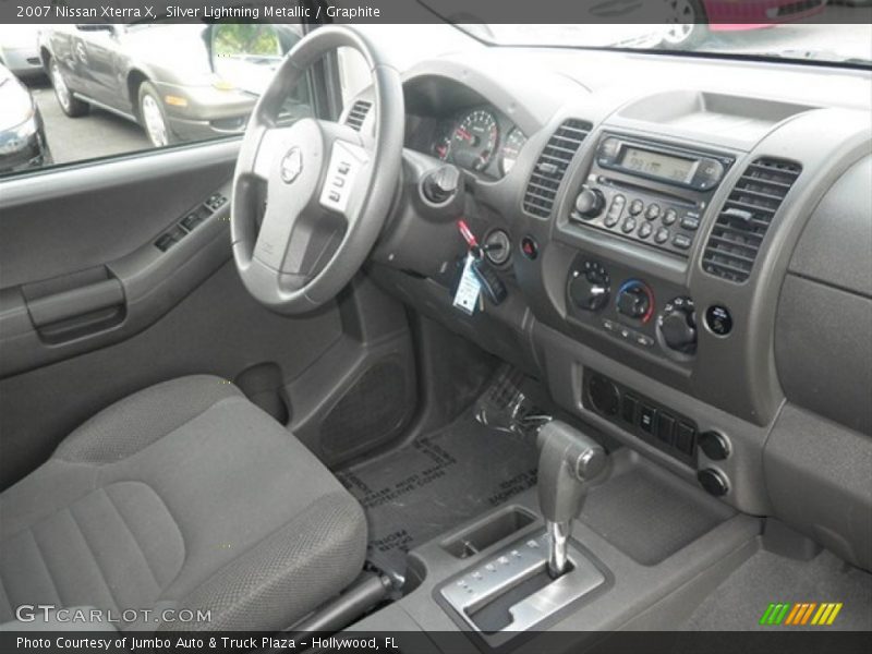 Silver Lightning Metallic / Graphite 2007 Nissan Xterra X
