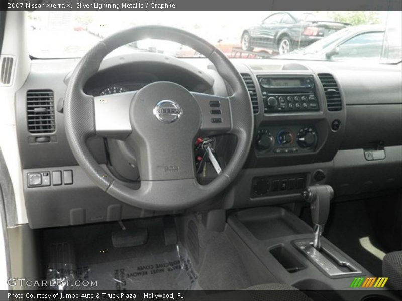 Silver Lightning Metallic / Graphite 2007 Nissan Xterra X