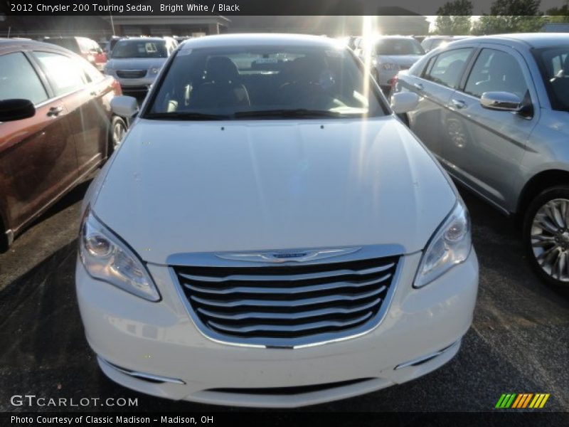 Bright White / Black 2012 Chrysler 200 Touring Sedan