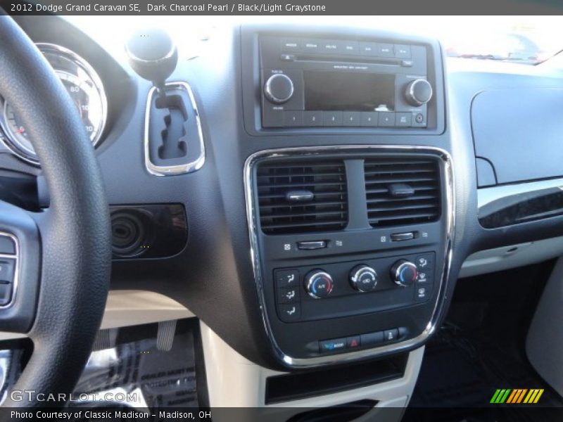 Dark Charcoal Pearl / Black/Light Graystone 2012 Dodge Grand Caravan SE