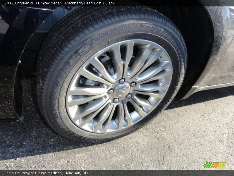 Blackberry Pearl Coat / Black 2012 Chrysler 200 Limited Sedan