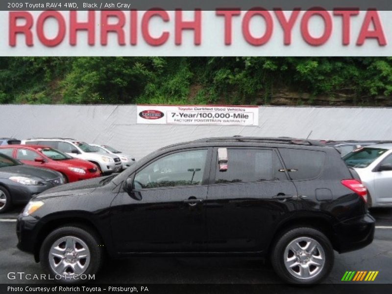 Black / Ash Gray 2009 Toyota RAV4 4WD