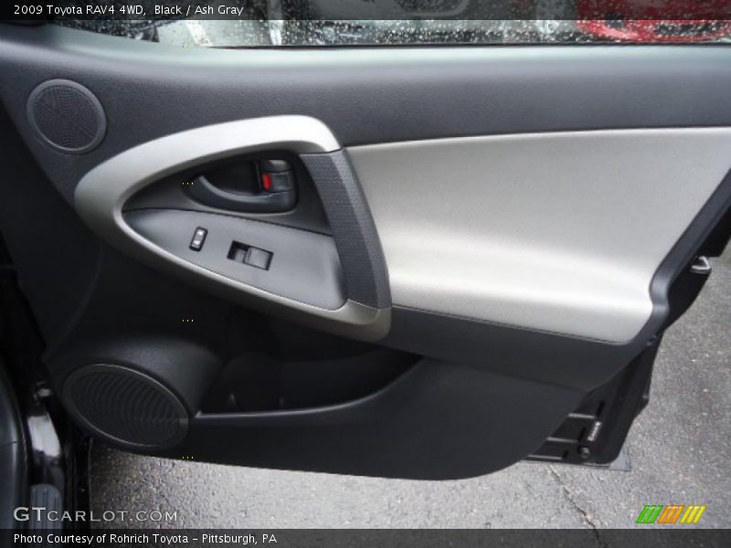 Black / Ash Gray 2009 Toyota RAV4 4WD