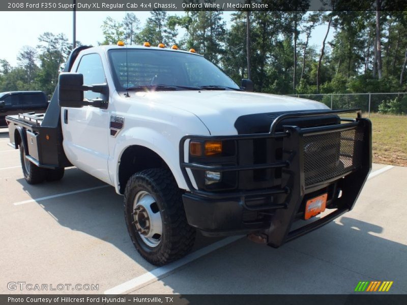 Oxford White / Medium Stone 2008 Ford F350 Super Duty XL Regular Cab 4x4 Chassis