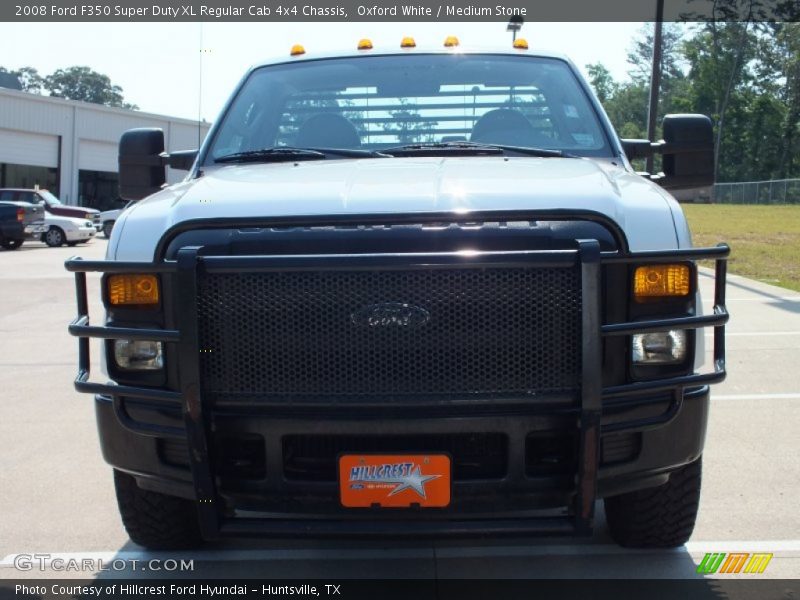 Oxford White / Medium Stone 2008 Ford F350 Super Duty XL Regular Cab 4x4 Chassis