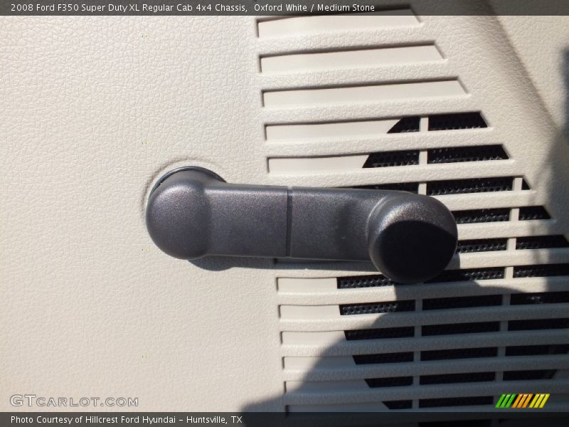 Oxford White / Medium Stone 2008 Ford F350 Super Duty XL Regular Cab 4x4 Chassis