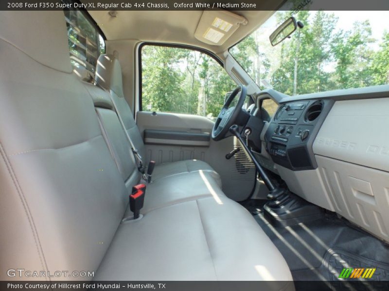 Oxford White / Medium Stone 2008 Ford F350 Super Duty XL Regular Cab 4x4 Chassis
