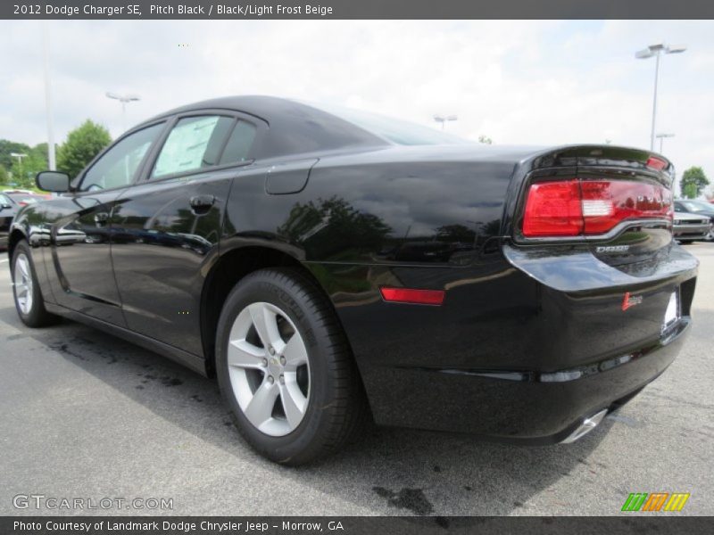 Pitch Black / Black/Light Frost Beige 2012 Dodge Charger SE